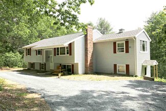 345 Monadnock St, Troy, NH 03465