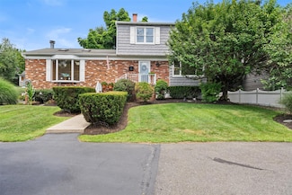 2 Ridge St, Garnerville, NY 10923