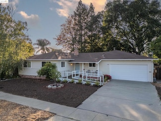 3967 Majestic Dr, Concord, CA 94519
