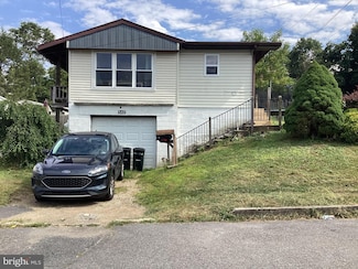 542 3rd St, Port Carbon, PA 17965