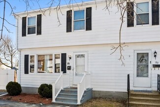 87 Crest Cir, Worcester, MA 01603