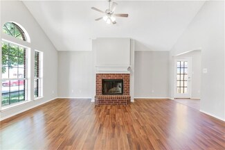 2317 Stagecoach St, Fort Worth, TX 76133