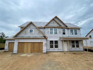 352 Pinnacle Ct, Raeford, NC 28376