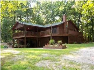 233 Humphrey Rd, Lynnville, IN 47619