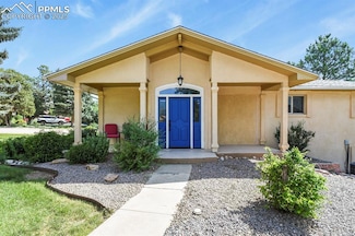 23 Crescent Ln, Colorado Springs, CO 80904