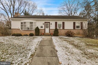 322 E Fir St, Palmyra, PA 17078