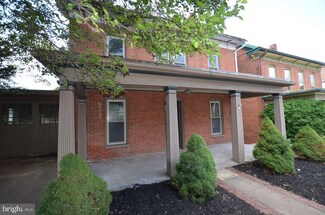 164 W Main St, Windsor, PA 17366