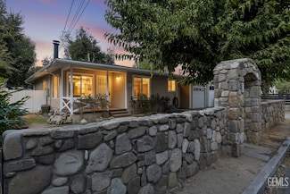 411 S Padre Juan Ave, Ojai, CA 93023