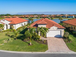 1402 Redona Way, Naples, FL 34113