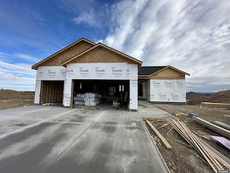 2425 Heathrow Ave, Casper, WY 82609