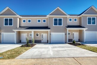 249 Louise Ln, Elliston, VA 24087