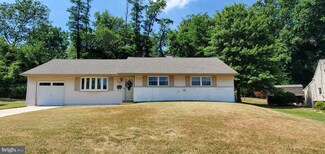 207 Kingsley Rd, Cherry Hill, NJ 08034