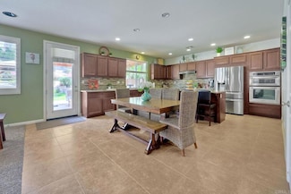 1140 Parkview Dr, Oceanside, CA 92057
