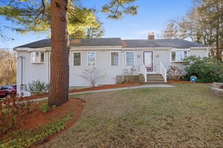 397 Grove St, Braintree, MA 02184