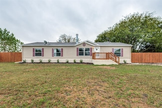 350 Chapel Hill Ln, Waxahachie, TX 75165