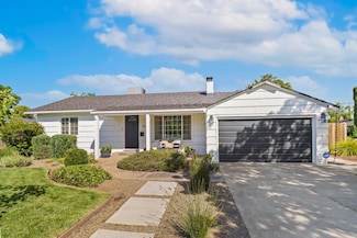 3261 Saint Mathews Dr, Sacramento, CA 95821