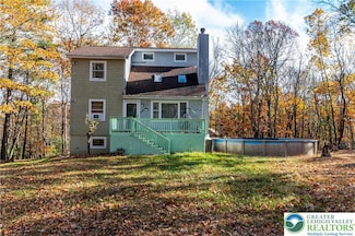 1010 Acorn Ln, East Stroudsburg, PA 18302