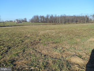 758 Stracks Dam Rd, Myerstown, PA 17067
