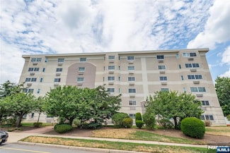 310 Lookout Ave Unit 505, Hackensack, NJ 07601