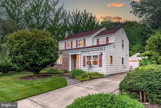 29 Clement Ave, Ewing, NJ 08638