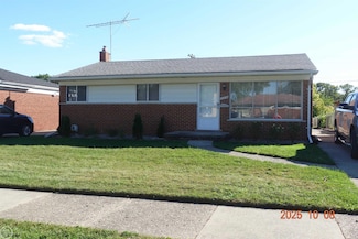 16850 May St, Eastpointe, MI 48021