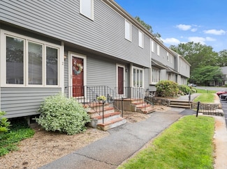 4 Deer Path Unit 2, Maynard, MA 01754