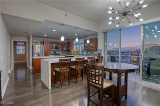 150 Las Vegas Blvd N Unit 907, Las Vegas, NV 89101