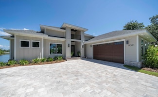 1102 Cove Pointe Dr, Panama City, FL 32401