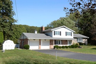 9179 E H Ave, Kalamazoo, MI 49048