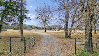 7397 S State Highway 78, Bonham, TX 75418