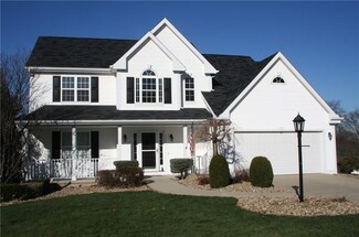 700 Reston Ct, Seven Fields, PA 16046