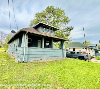 328 E Cavanaugh Rd, Lansing, MI 48910