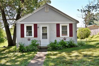 413 Poplar St, Spooner, WI 54801