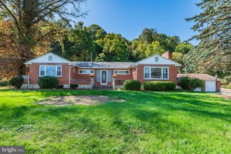 245 Old York Rd, New Cumberland, PA 17070