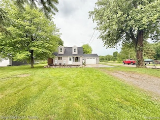 5186 W Wilson Rd, Clio, MI 48420