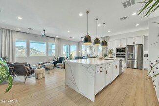 2205 E Fallen Leaf Ln, Phoenix, AZ 85024