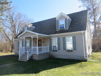 8658 Aitken Ave, Whitesboro, NY 13492