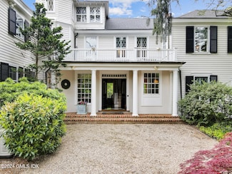 190 Lake Ave, Greenwich, CT 06830