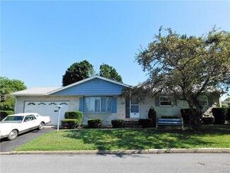 424 Wyandotte St, Catasauqua, PA 18032