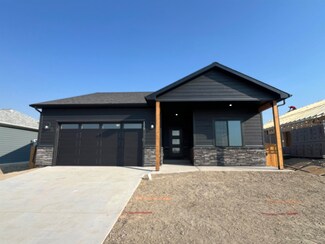 1525 Magpie Gulch St, Montrose, CO 81401