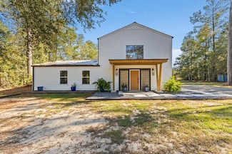 446 Liberty Rd, Picayune, MS 39466