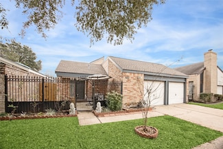 4207 Wildacres Dr, Houston, TX 77072