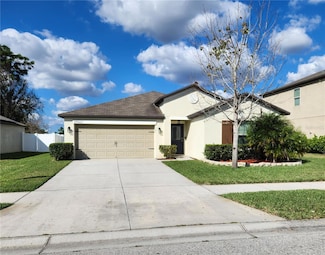 39567 Dawson Chase Dr, Zephyrhills, FL 33540