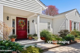 96 Gordons Corner Rd, Manalapan, NJ 07726