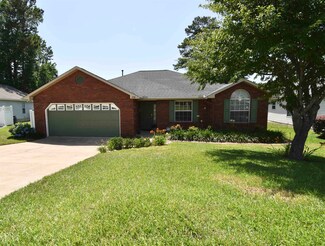 2736 Oakleigh Ct, Tallahassee, FL 32312