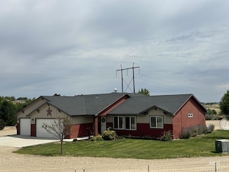 17571 Goodson Rd, Caldwell, ID 83607