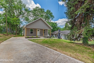 319 S Elmwood St, Knoxville, TN 37914