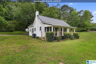 1034 Valley Rd, Oneonta, AL 35121