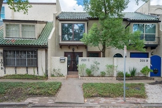 201 Avondale St Unit C, Houston, TX 77006