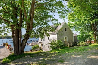 111 Davis Point Loop, Friendship, ME 04547